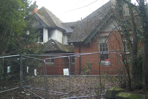 Image courtesy of Peter Dobbs Victoria Court Flats derelict